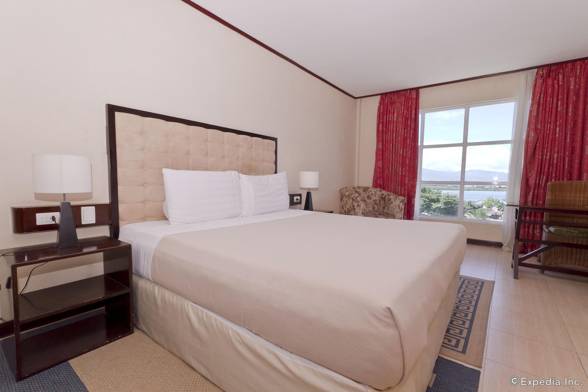 Dulcinea Hotel And Suites Île de Mactan Extérieur photo