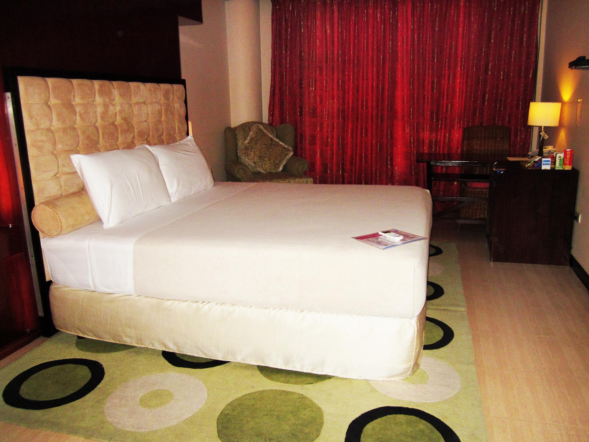 Dulcinea Hotel And Suites Île de Mactan Extérieur photo
