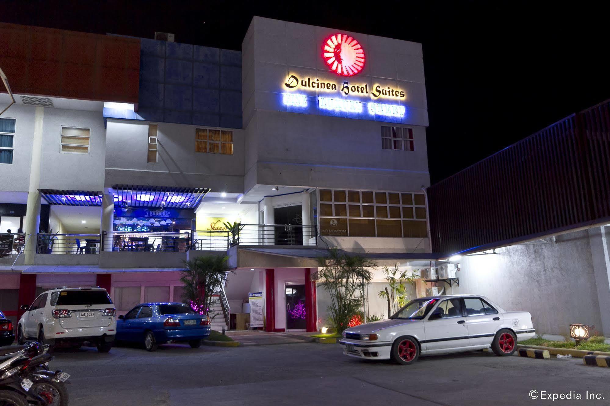Dulcinea Hotel And Suites Île de Mactan Extérieur photo